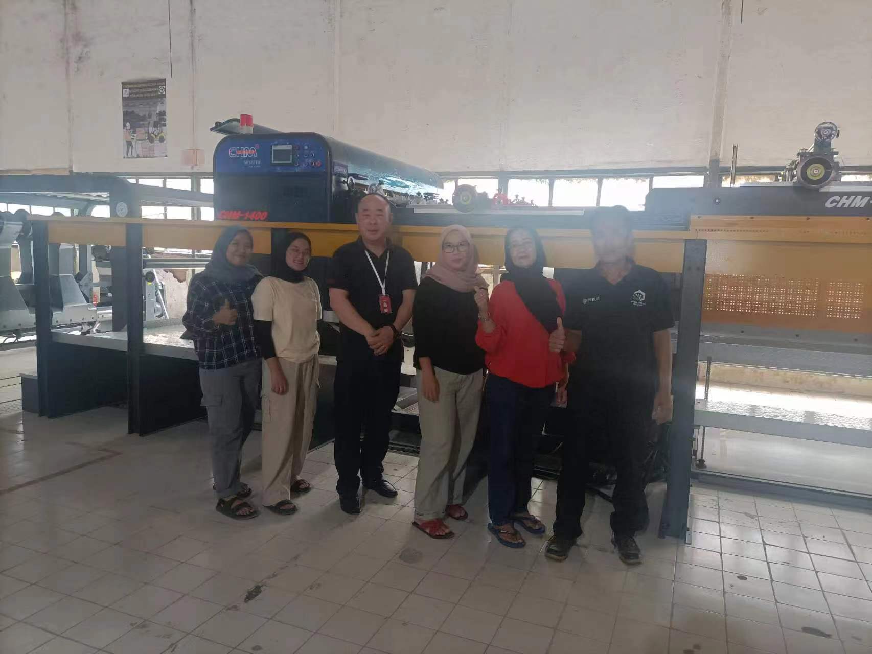 SMH paper sheeter machines have been successfully installed and put into production in Indonesia. The customer expressed great satisfaction with the installation service provided by our engineers and the slitting efficiency of the machine equipment.